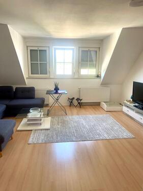Foto - Helle 3-Zimmer-Wohnung in zentraler Lage