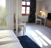 Möbliertes Zimmer - 500,00&nbsp;EUR Kaltmiete, ca.&nbsp; 30,00&nbsp;m&sup2; in Nieder-Olm (PLZ: 55268)