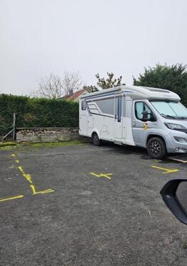 Foto - Stellplatz für Wohnmobil, Wohnwagen, Anhänger, Reisemobil, Camper