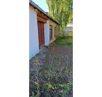 Grundstück mit Haus - 80.000,00 EUR Kaufpreis, in Halle (Saale) (PLZ: 06124) Halle-Neustadt