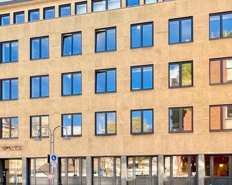 Foto - Meetings, Arbeit und Zusammenarbeit in unseren professionellen Business Center in Spaces Breite Strasse