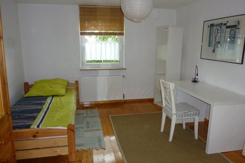 Foto - Möbliertes Zimmer mit eigenem Bad zu vermieten