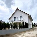 Foto - Modernes EFH mit großzügigem Grundstück, Garage, Kamin, etc.
