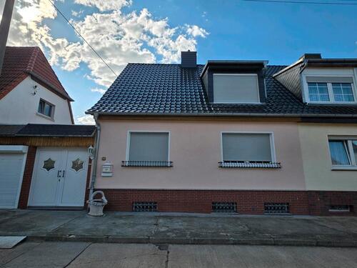 Foto - Haus mit Garten - 150.000,00 EUR Kaufpreis,