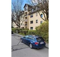 Renovierte 3 Zimmer Wohnung mit TG und Loggia, 2 Min. zur S-Bahn - Ismaning