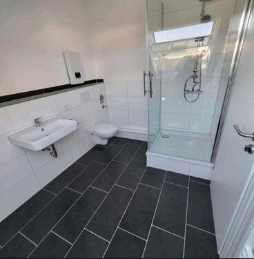 Foto - Schicke 2-Zimmer Dachgeschoss Wohnung mit EBK Altbauwohnung