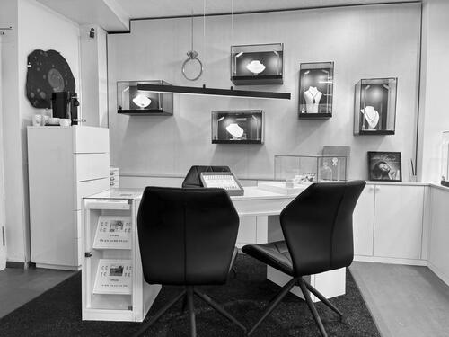 Foto - Juwelier Geschäft - 2.000,00&nbsp;EUR Kaltmiete, ca.&nbsp; 40,00&nbsp;m&sup2;