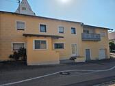 Foto - Wohnhaus mit vielseitigen Nutzungsmöglichkeiten bei Monheim