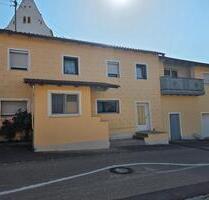 Wohnhaus mit vielseitigen Nutzungsmöglichkeiten bei Monheim