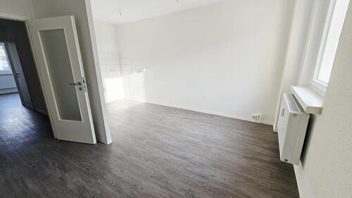 Foto - ! Erstbezug nach Sanierung - es bleiben keine Wünsche offen ! ab Februar 2026