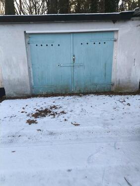 Foto - Garage mit 2 Werkbänken - 90,00&nbsp;EUR Miete,