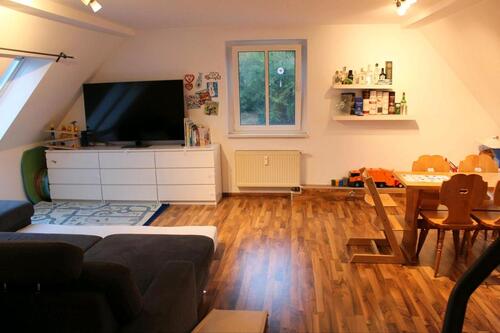Foto - 3-Raum-Dachgeschosswohnung (mit Keller&Garten) in Nord ab 01.06.