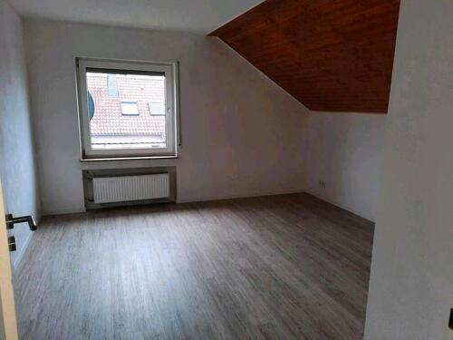 Foto - 3 Zimmer Dachgeschoßwohnung zur Miete in Osann-Monzel