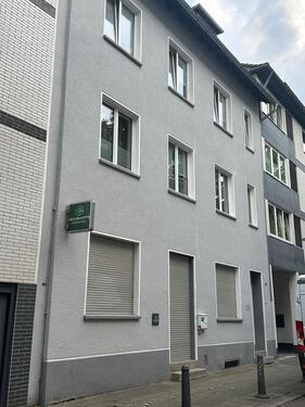 Foto - Attraktives Mehrfamilienhaus mit Büroflächen