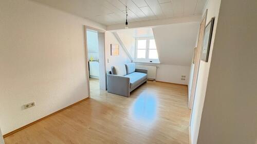 Foto - Schöne 2-Zimmer-Dachgeschosswohnung