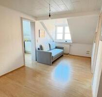 Schöne 2-Zimmer-Dachgeschosswohnung - Veitshöchheim