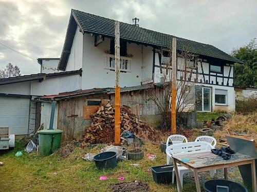 Foto - Charaktervoller Oldtimer - 155.000,00&nbsp;EUR Kaufpreis, ca.&nbsp; 130,00&nbsp;m&sup2;