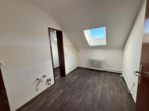 Foto - 3 Zimmer Dachgeschoßwohnung zur Miete in Rödermark