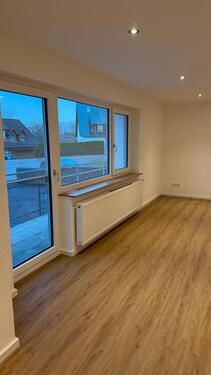 Foto - Modernisierte 4-Zi-Wohnung (EG) mit Balkon, EBK und Gäste-WC