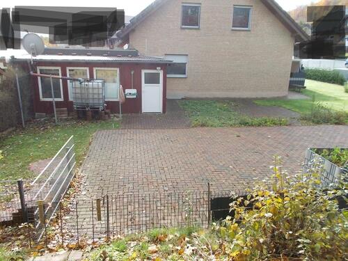 Foto - Massiv-Haus 1997 EFH Keller Garage PV-Anlage B.-Speicher Wallbox