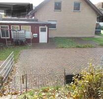 Massiv-Haus 1997 EFH Keller Garage PV-Anlage B.-Speicher Wallbox - Warburg