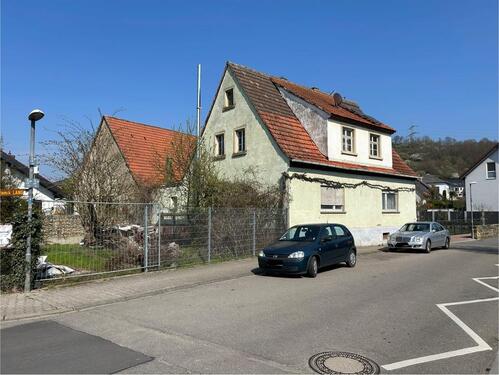 Foto - Einfamilienhaus mit großem Grundstück
