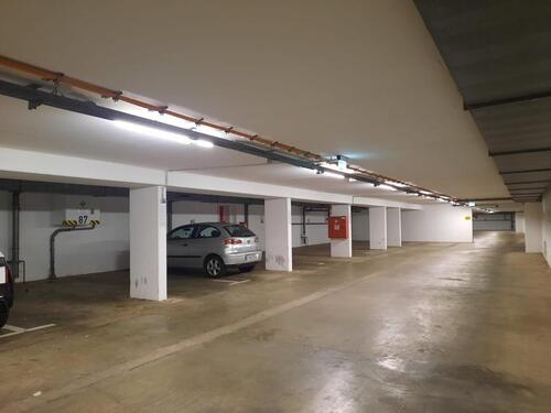 Foto - Tiefgaragenstellplätze für PKW - 100,00&nbsp;EUR Miete,