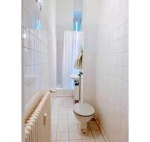 2-Zi-Altbau 70,72 m², renoviert & möbliert, bezugsfrei, privat - Berlin Mitte