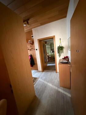 Foto - Wohnung 100qm - 550,00 EUR Kaltmiete,