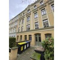 Charmante 3-Raum-Wohnung im Dachgeschoss mit Balkon im Fachwerk-Stil in der südliche Innenstadt (Bern5907) - Halle (Saale) Damaschkestraße