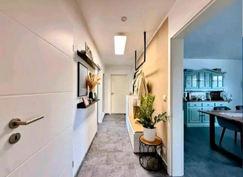 Foto - Helle Dachgeschosswohnung m. Weitblick, Klimaanlage, Gartenanteil