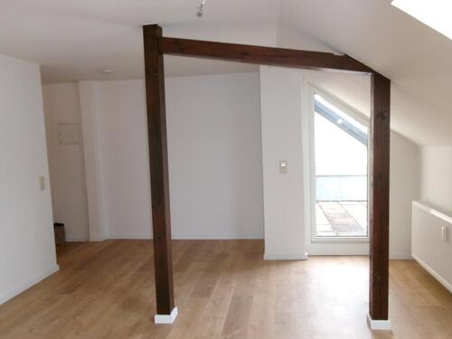 Foto - Ellefeld: charmante 2 Zi. nach Renovierung, mit großer Dachterrasse