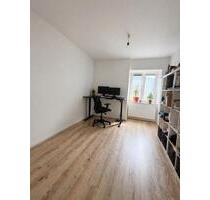 Helle Altbau Dachgeschosswohnung in Stadtnähe - Recklinghausen