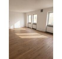 Erstbezug nach Kernsanierung ! 3,5-Zimmer-Wohnung in Bestlage - Altötting