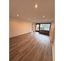 *renovierte 2-Zimmer Wohnung in Augsburg*