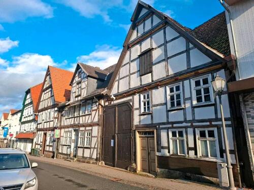 Foto - 8 Zimmer Bauernhaus, Landhaus zum Kaufen in Zierenberg