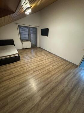 Foto - 3 Zimmer Dachgeschoßwohnung zur Miete in Stuttgart