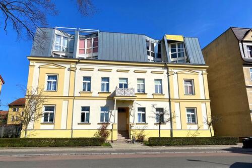 Foto - Große 4-Raum-Altbauwohnung in der Schlossvorstadt