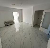 Modernisierte 3- Zimmerwohnung mit großem Balkon - Lippstadt Overhagen