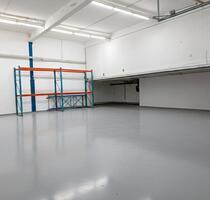 Halle mit Büro nahe Hamburg | Rampenandienung | Provisionsfrei - Barsbüttel