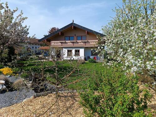 Foto - Familienfreundliches EFH in Schonstett zur Miete