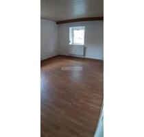 Helle 2-Zimmer-Wohnung mit Balkon in ruhiger Lage Wölsau in Marktredwitz zu vermieten