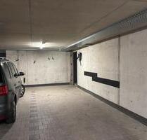 Gepflegter Tiefgaragenstellplatz zu vermieten. Neu-Ulm (Pfuhl)