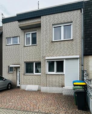 Foto - Mehrgenerationenhaus in Düren, 200 m², Garten & Stellplätze