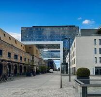 Meetings, Arbeit und Zusammenarbeit in unseren professionellen Business Center in Regus Kranhaus 1 - Köln Innenstadt