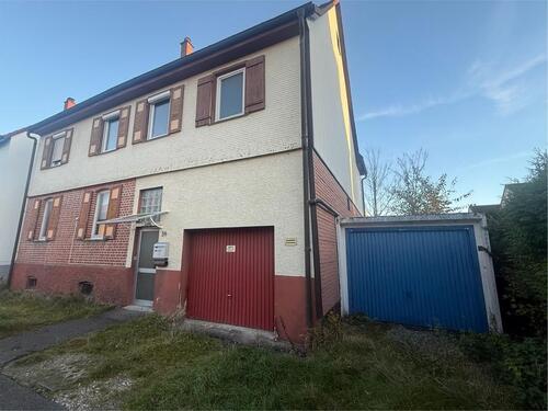 Foto - Renovierungsbedürftiges Mehrfamilienhaus in Trossingen