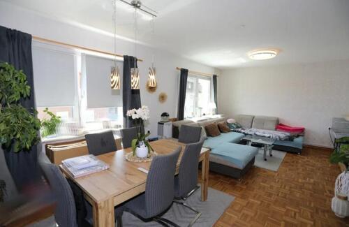 Foto - Charmante 3-Zimmer-Wohnung - 700,00&nbsp;EUR Kaltmiete, ca.&nbsp; 100,00&nbsp;m&sup2;