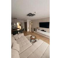 Stilvolle Erdgeschosswohnung mit Garten und Privatstellplatz - Braunschweig Lehndorf-Watenbüttel