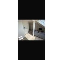 Dachgeschosswohnung Staig inkl. Garage und Einbauküche