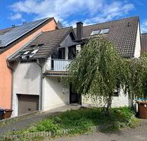Maisonette-Wohnung mit Balkon & Garage in Hürth-Gleuel